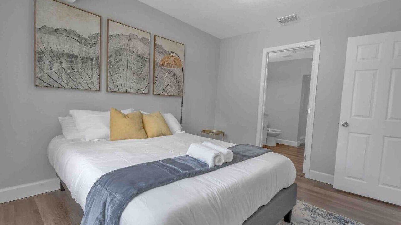 Photo of Bedroom in Sun Bay South