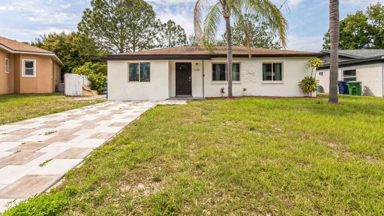 Photo of Outdoor in Sun Bay South
