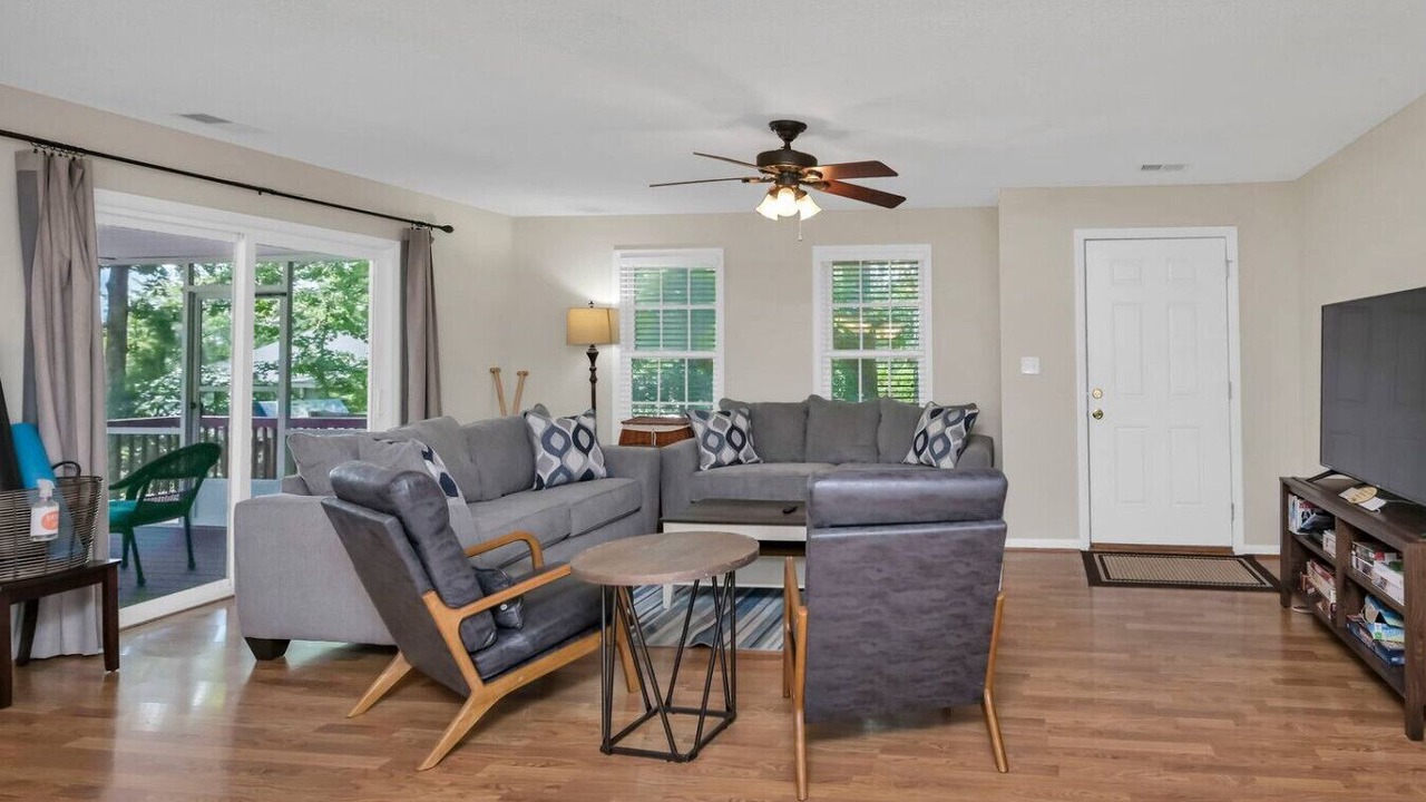 Photo of Livingroom in Prosperity