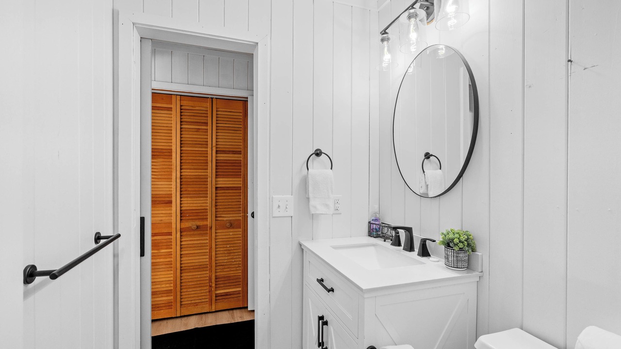 Photo of Bathroom in Saint Helena Island