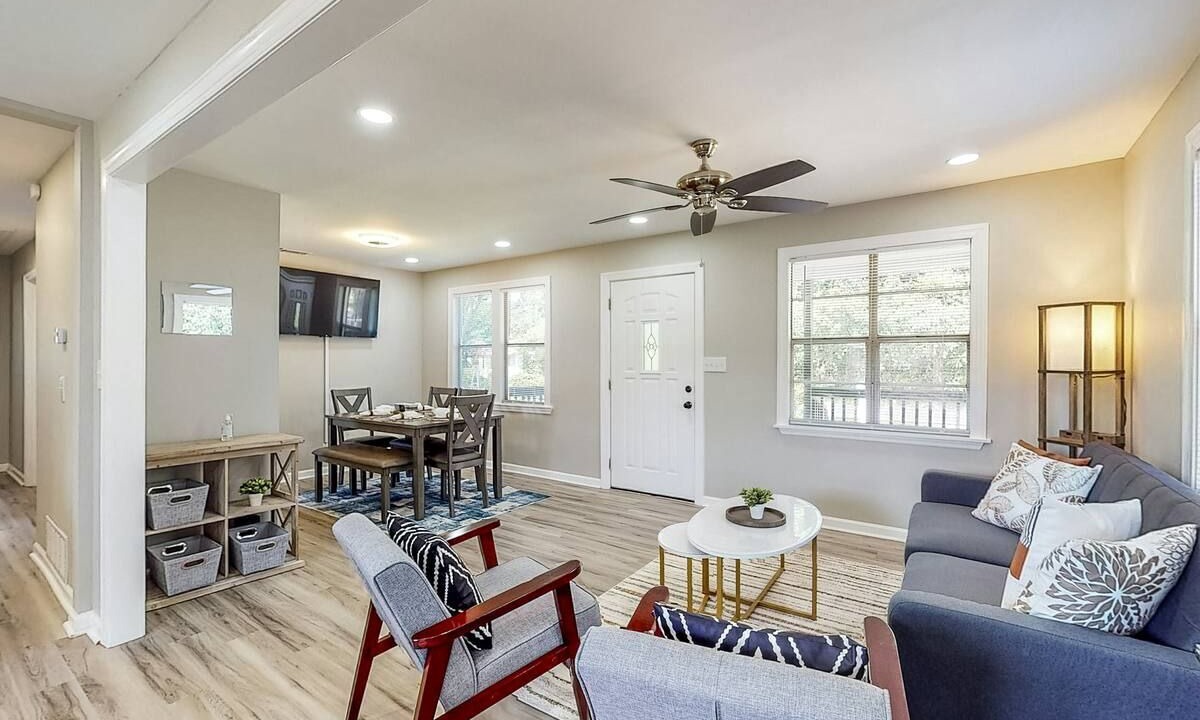 Photo of Livingroom in Bloomingdale