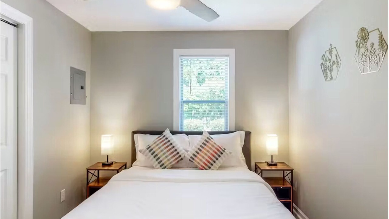 Photo of Bedroom in Bloomingdale