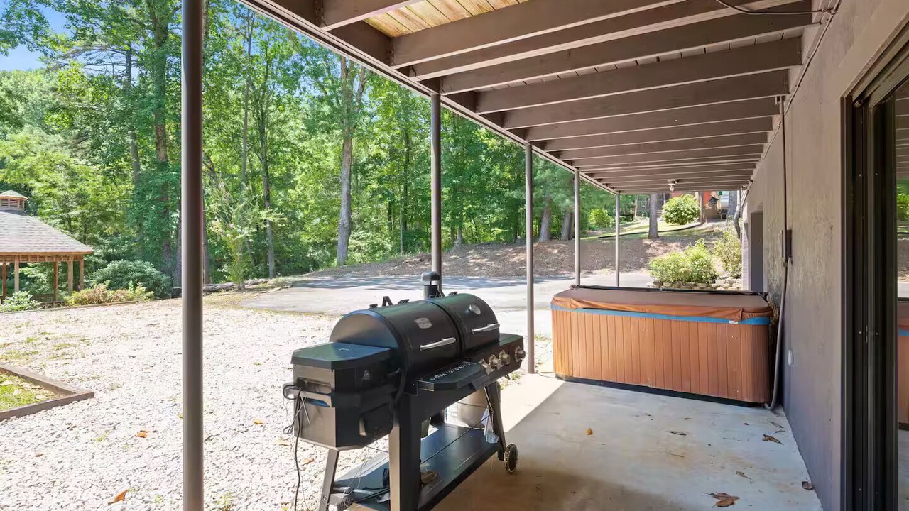 Photo of Patio Balcony in West Union