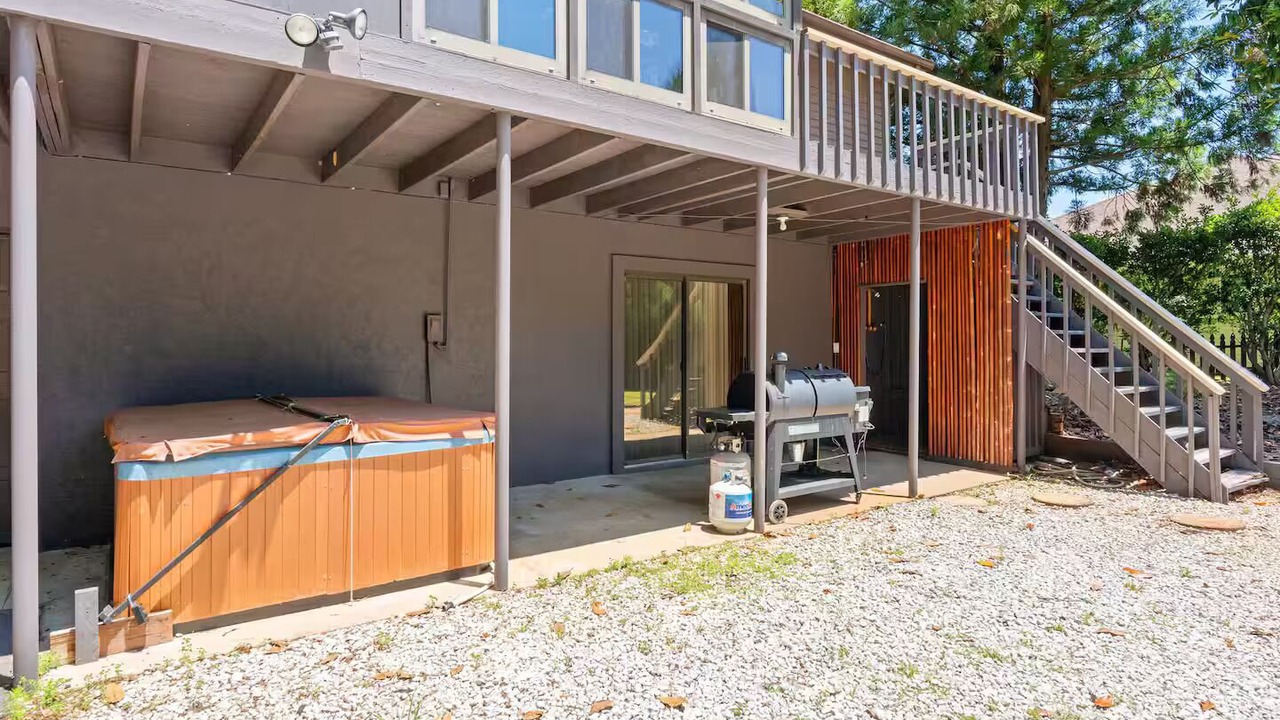 Photo of Patio Balcony in West Union