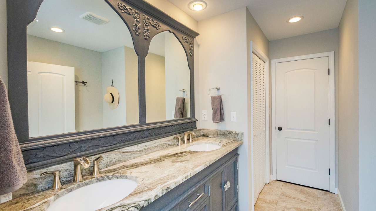 Photo of Bathroom in Northlake
