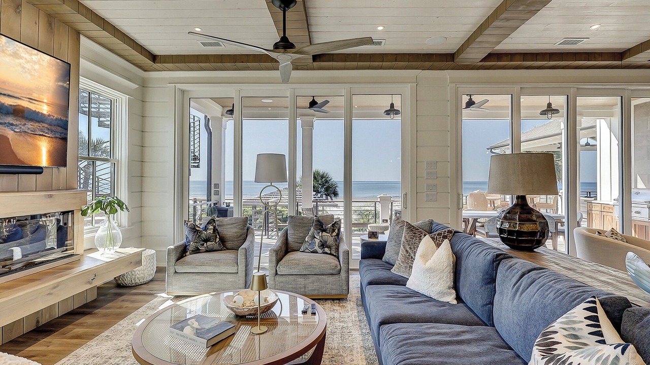 Photo of Livingroom in North Forest Beach