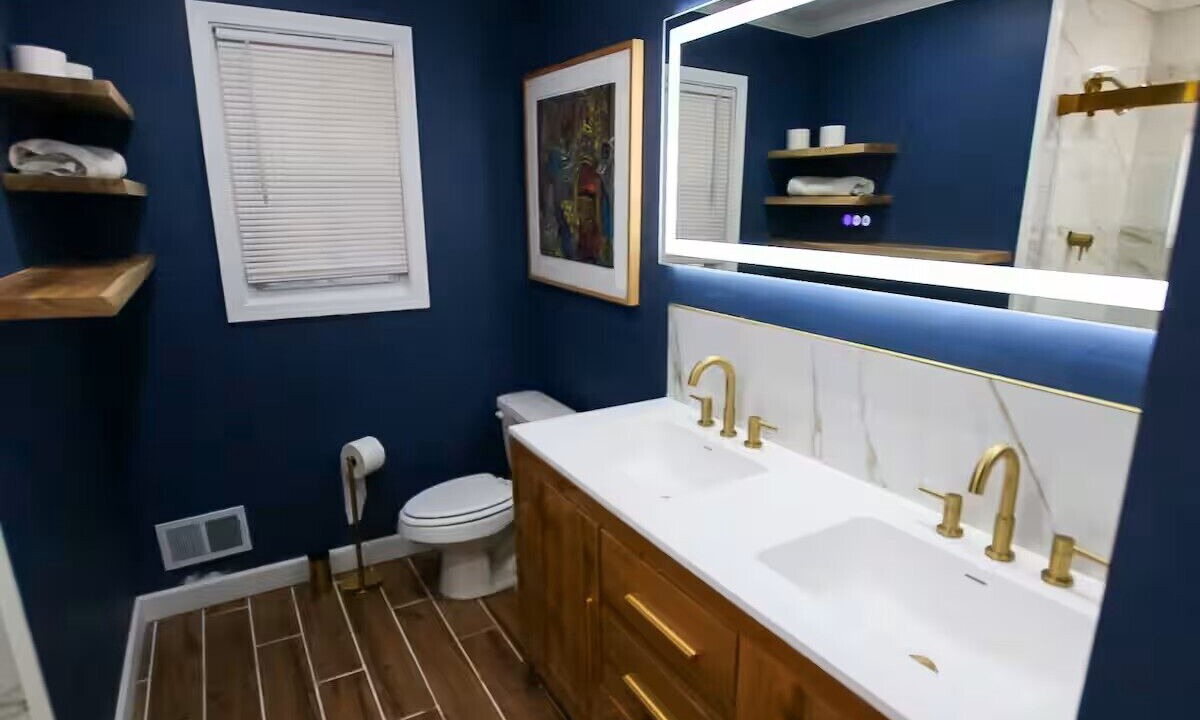 Photo of Bathroom in Seven Oaks