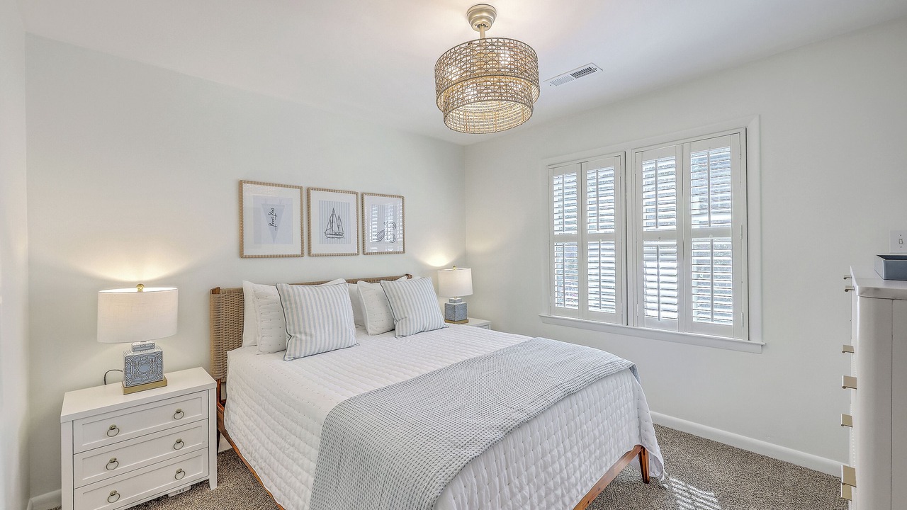 Photo of Bedroom in Tarpon Pond