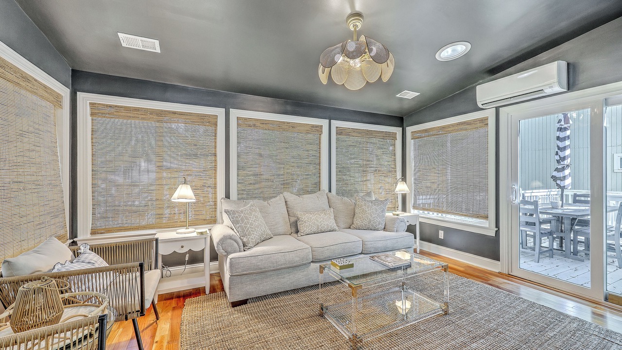 Photo of Livingroom in Tarpon Pond