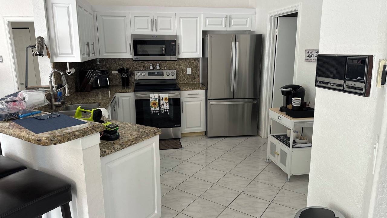 Photo of Kitchen in Tropic Palms