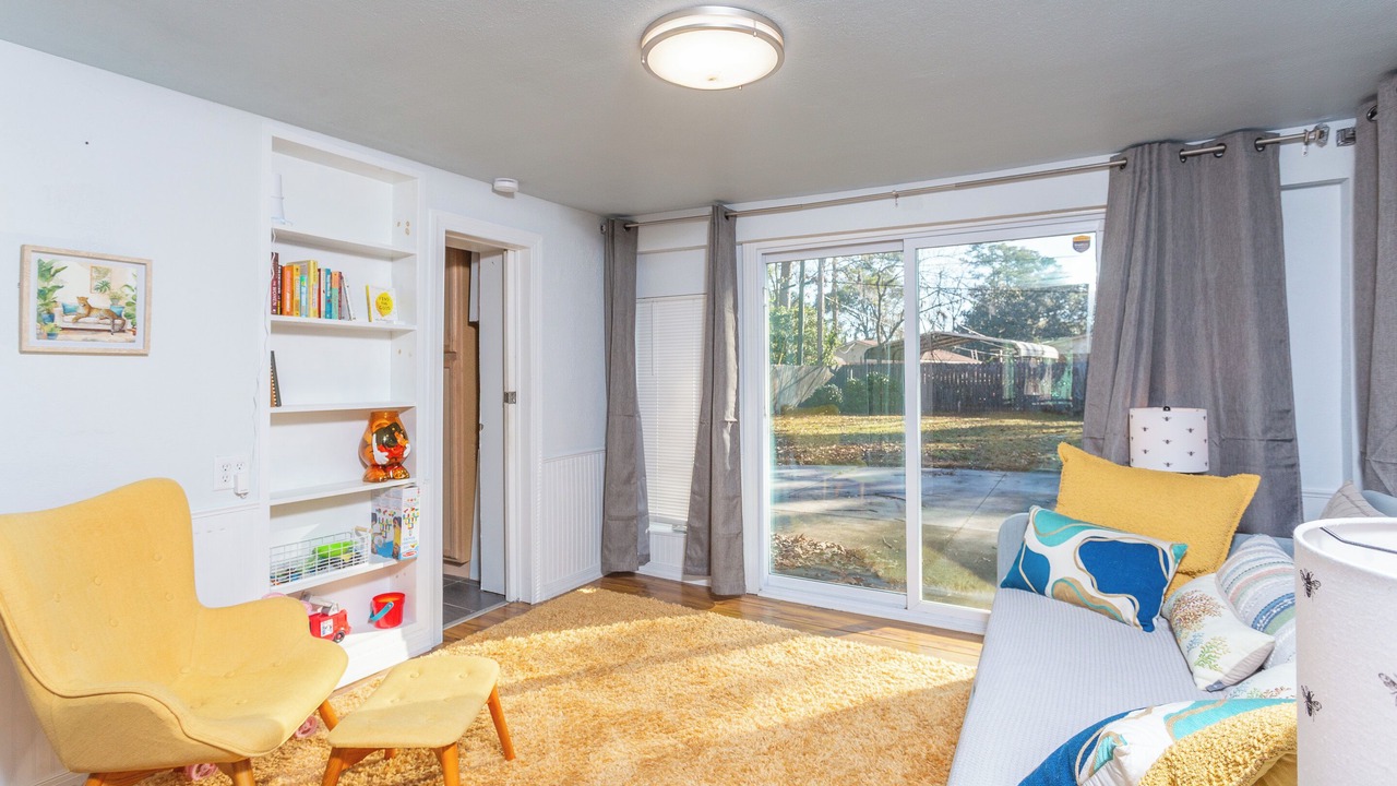 Photo of Livingroom in Savannah