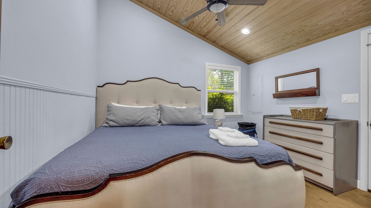 Photo of Bedroom in Mountain Rest