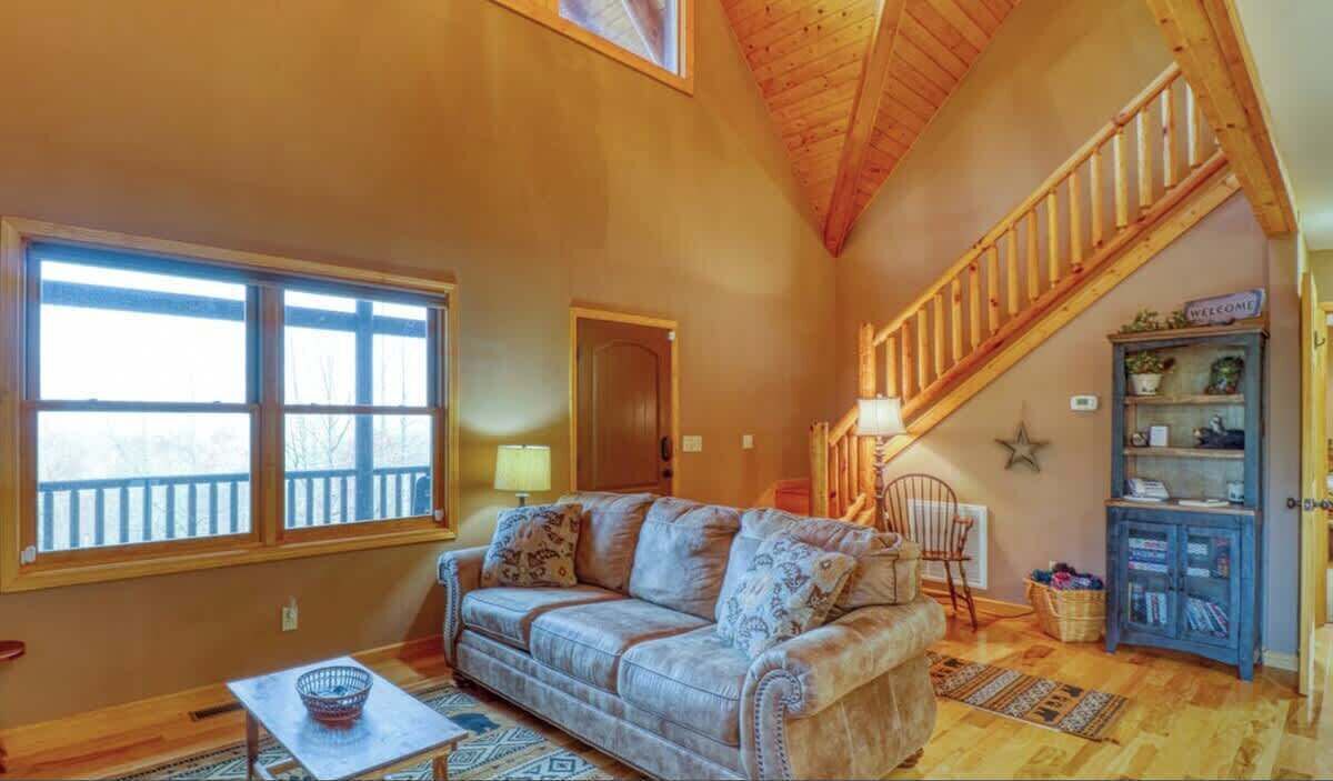 Photo of Livingroom in Whittier