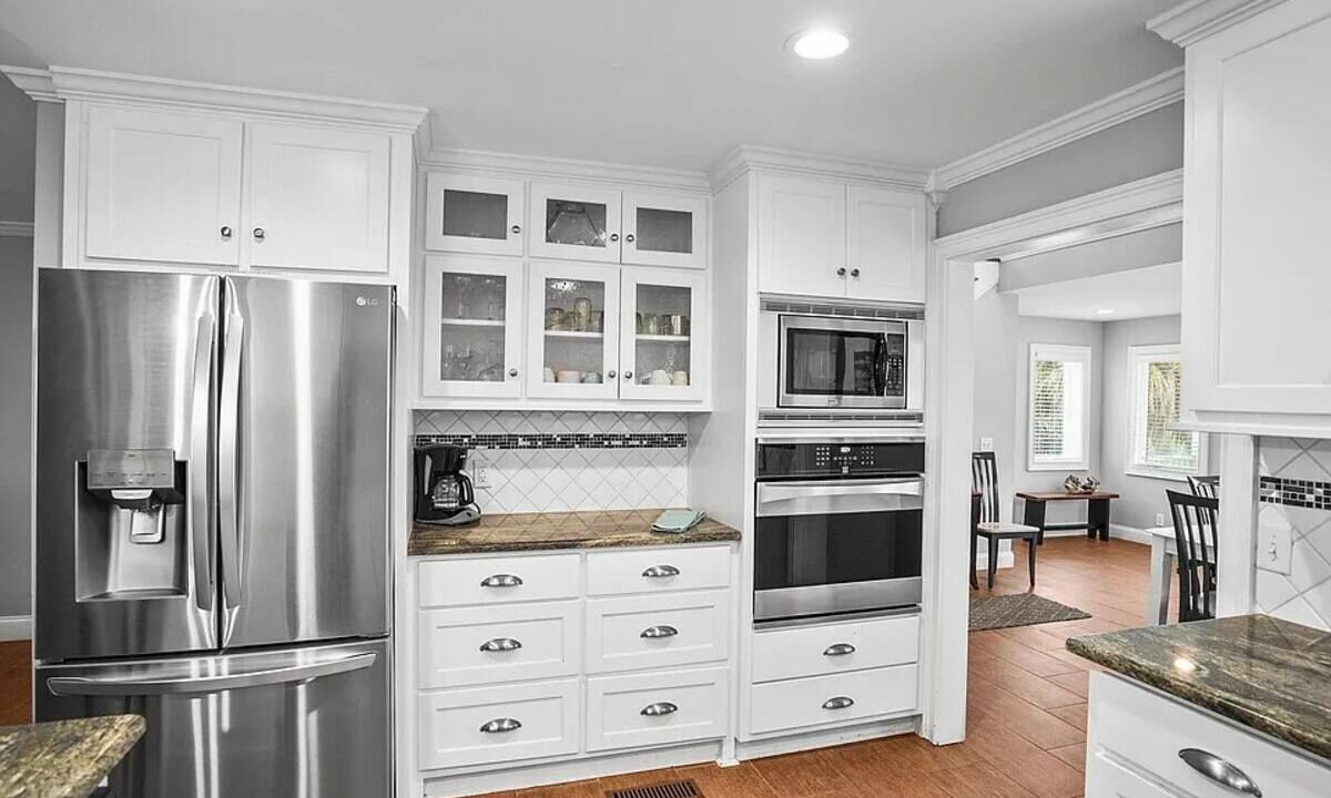 Photo of Kitchen in Saint Helena Island