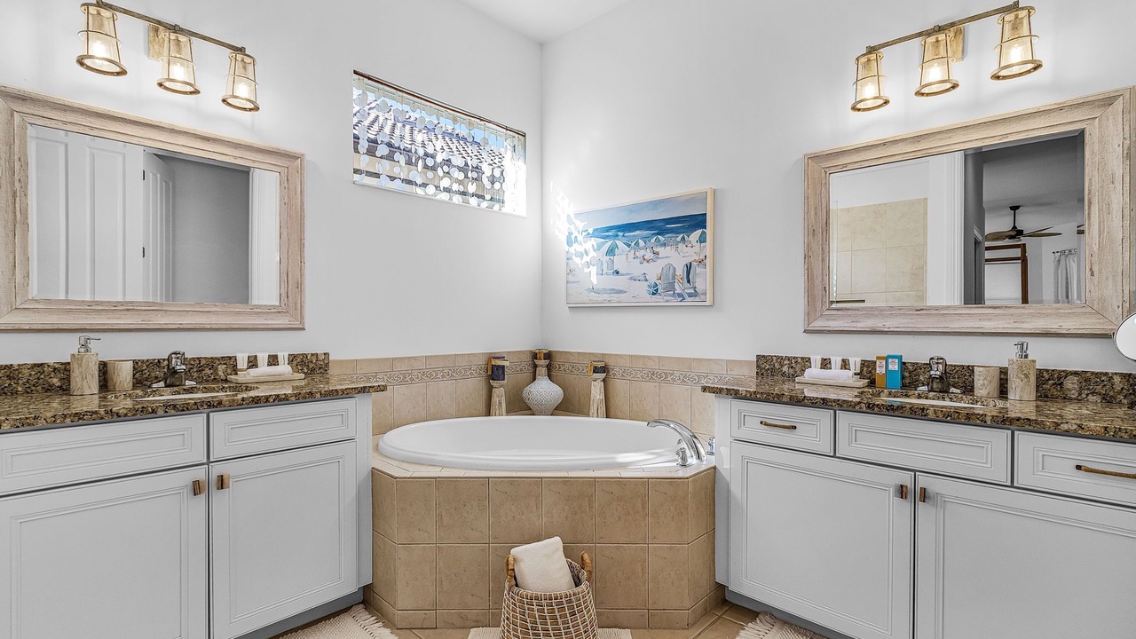 Photo of Bathroom in Naples