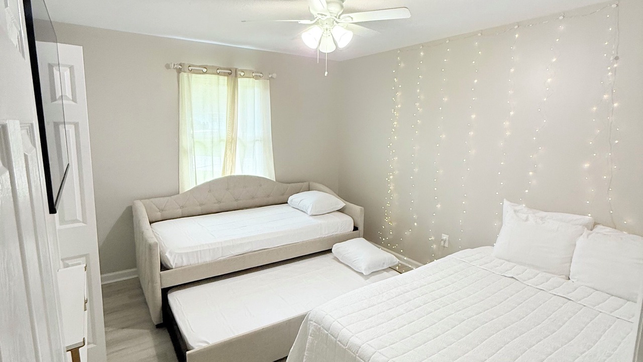 Photo of Bedroom in Savannah