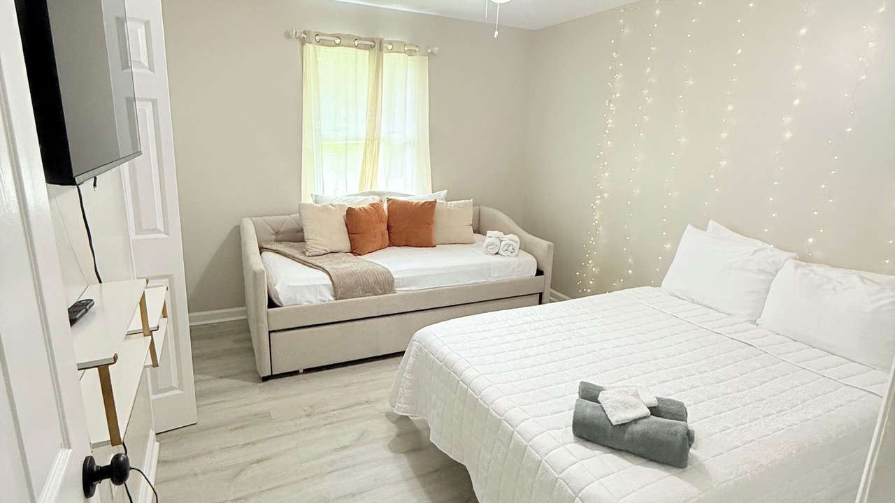 Photo of Bedroom in Savannah