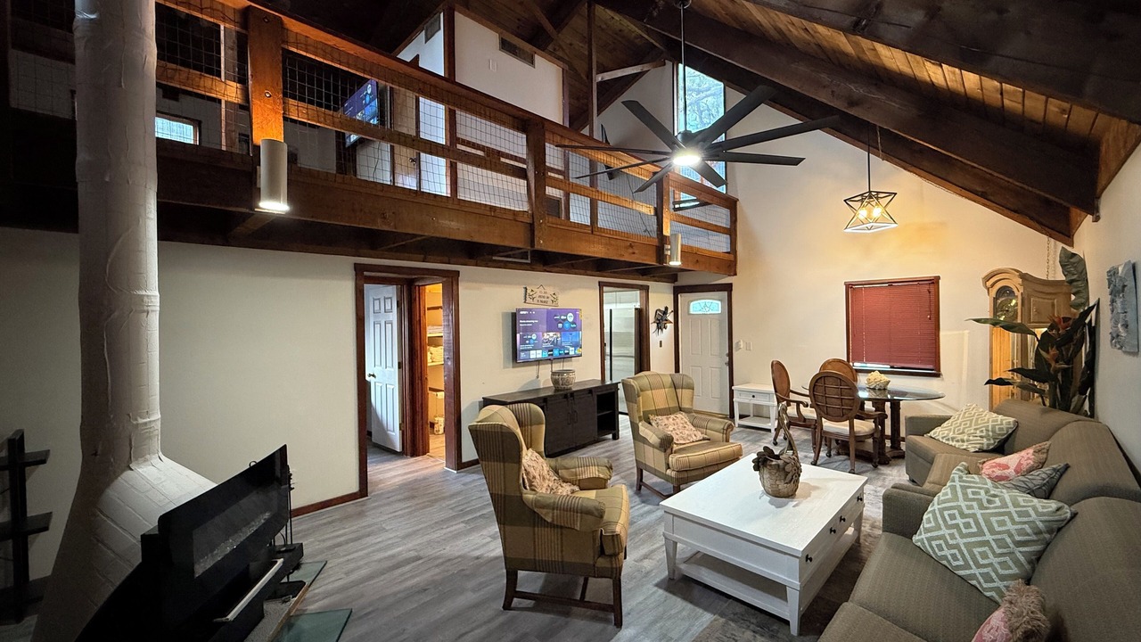Photo of Livingroom in Indian River Estates