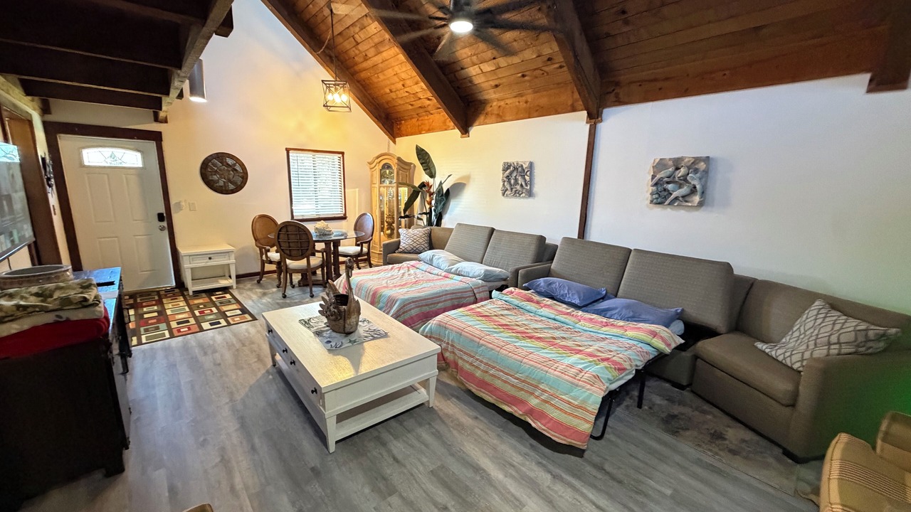 Photo of Livingroom in Indian River Estates