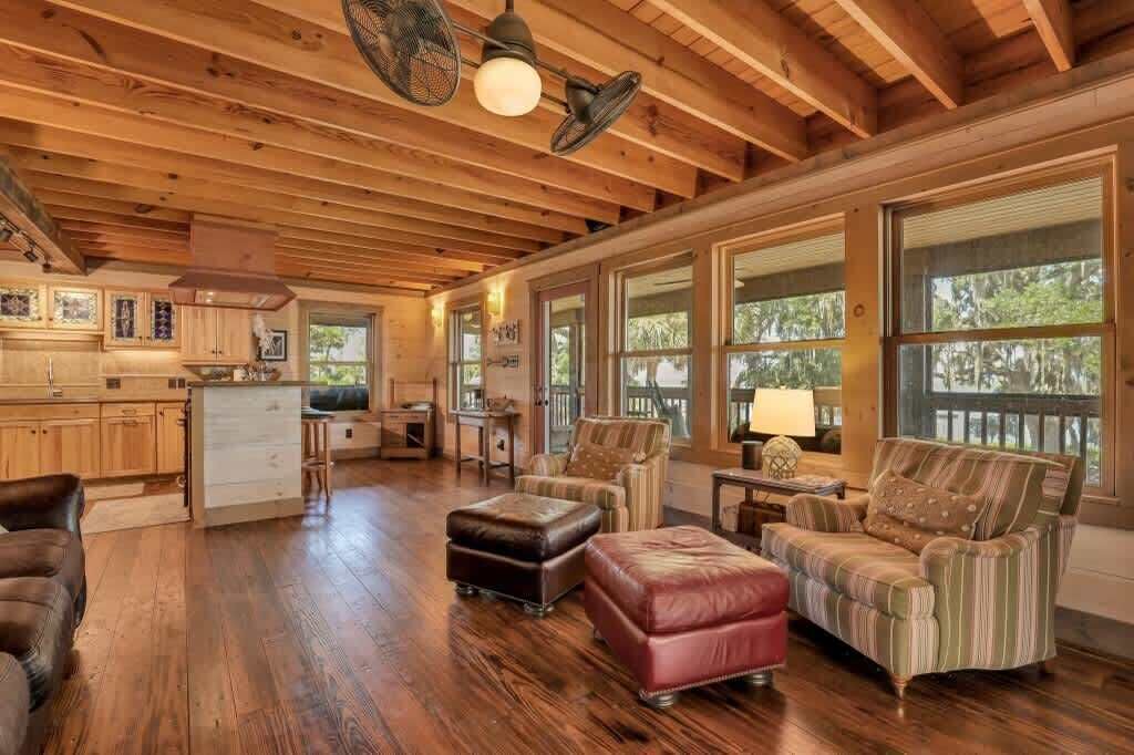 Photo of Livingroom in Daufuskie Island