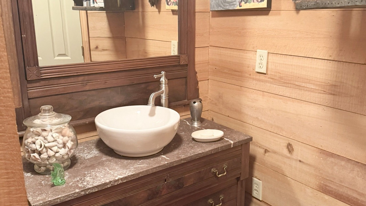 Photo of Bathroom in Tifton