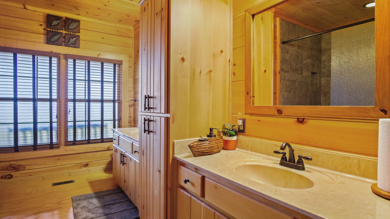 Photo of Bathroom in Ludowici