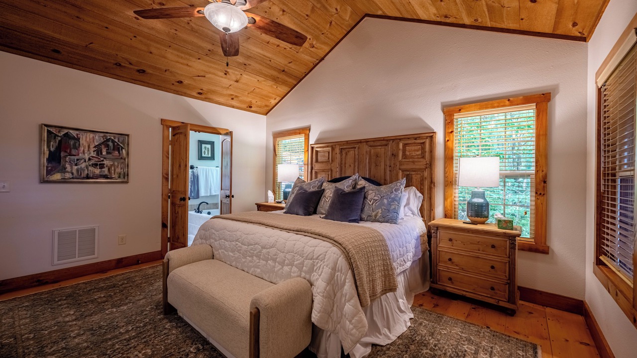Photo of Bedroom in Sapphire