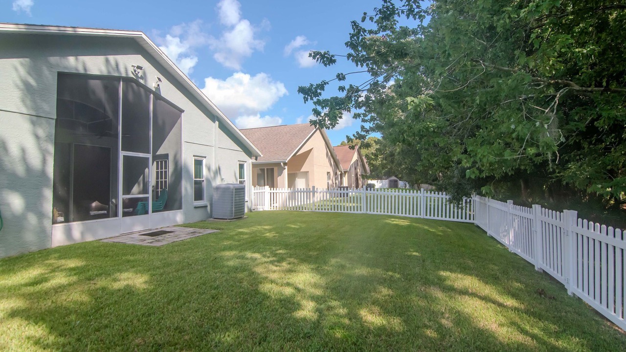 Photo of Outdoor in Meadow Pointe