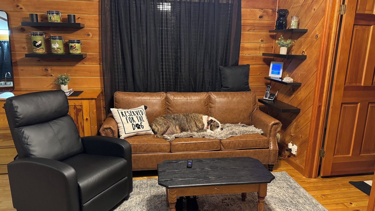 Photo of Livingroom in Whittier