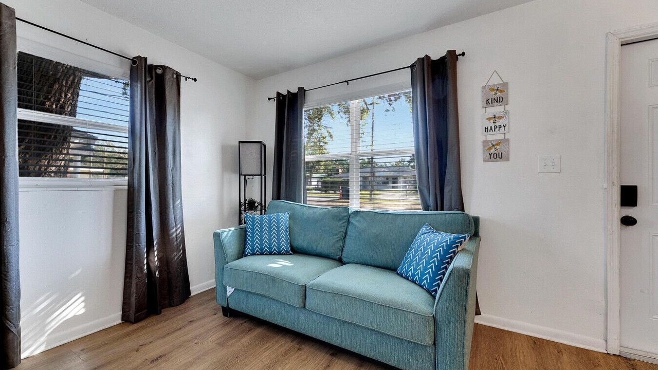 Photo of Livingroom in Sun Bay South