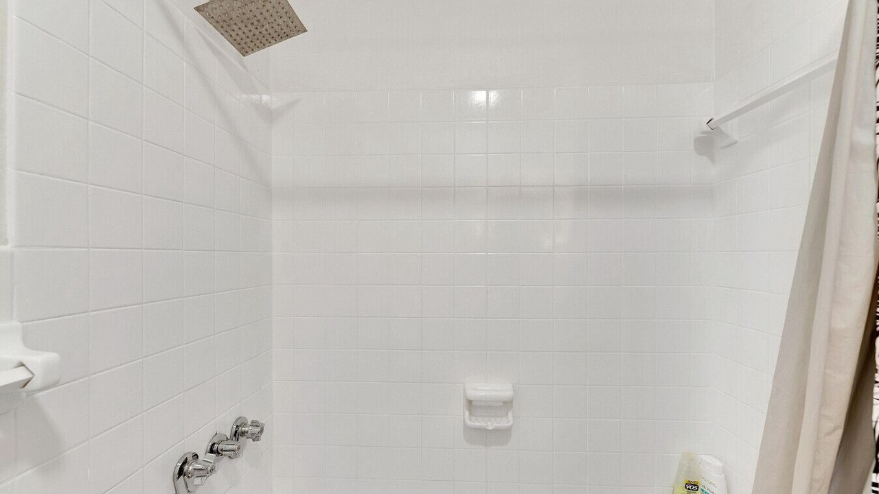 Photo of Bathroom in Sun Bay South