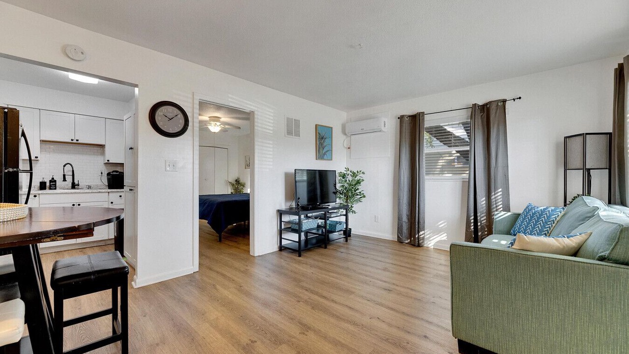Photo of Livingroom in Sun Bay South