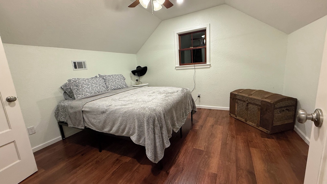 Photo of Bedroom in Eden