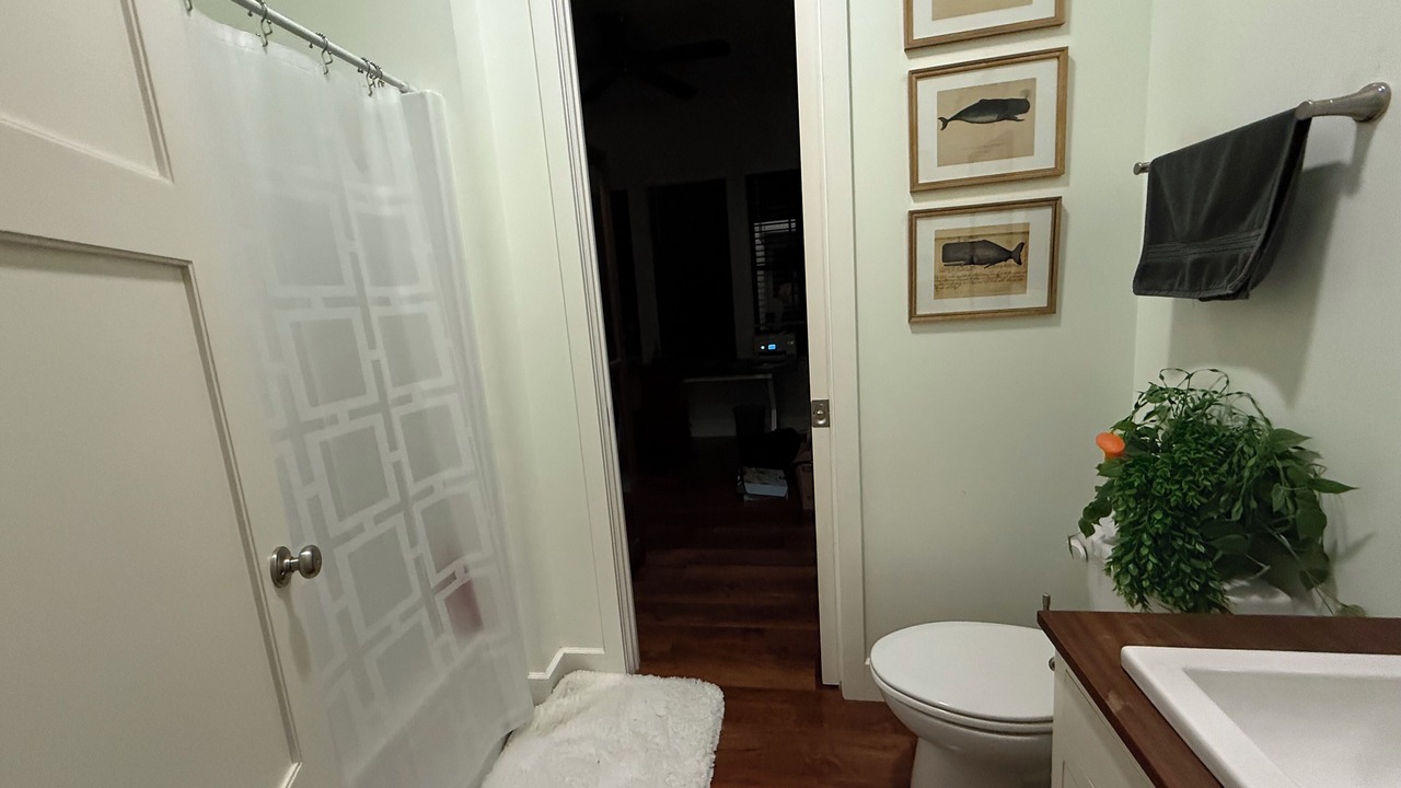 Photo of Bathroom in Eden