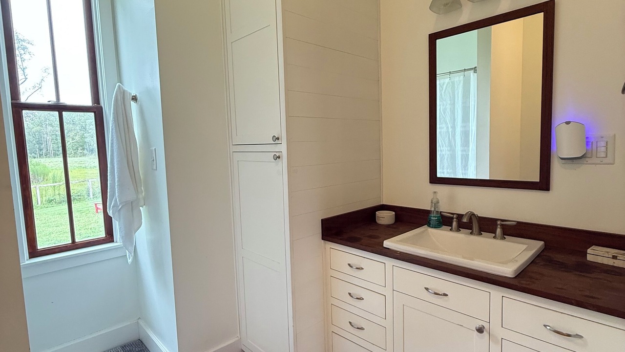 Photo of Bathroom in Eden