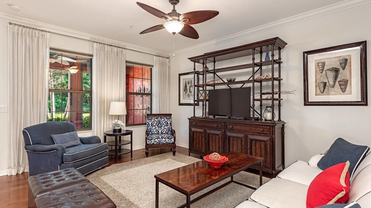 Photo of Livingroom in Flamingo Fairways
