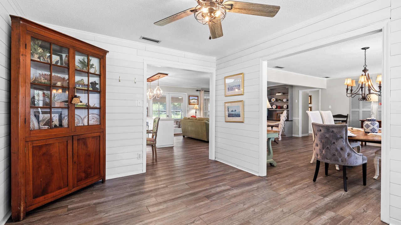 Photo of Livingroom in Valdosta
