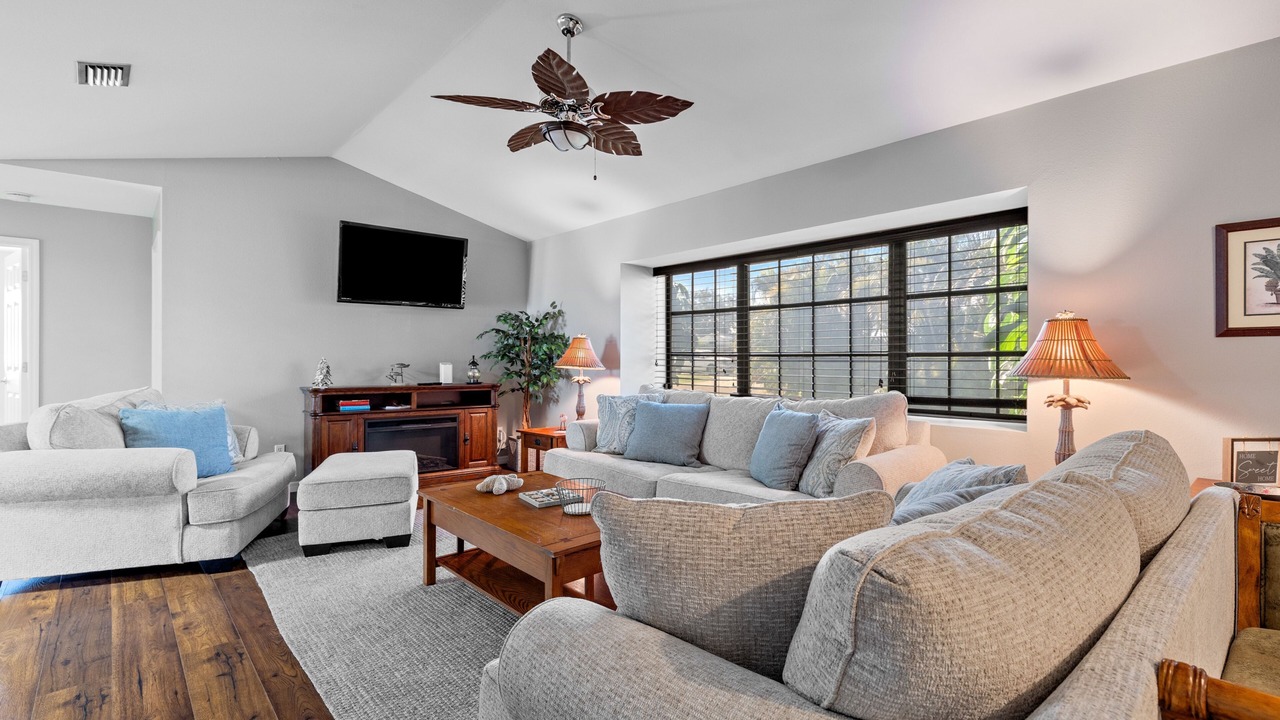 Photo of Livingroom in Port Charlotte