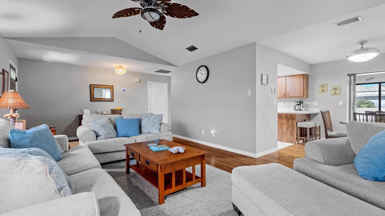 Photo of Livingroom in Port Charlotte