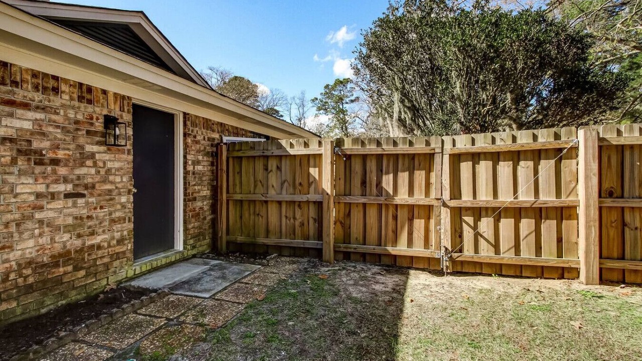 Photo of Patio Balcony in Montgomery