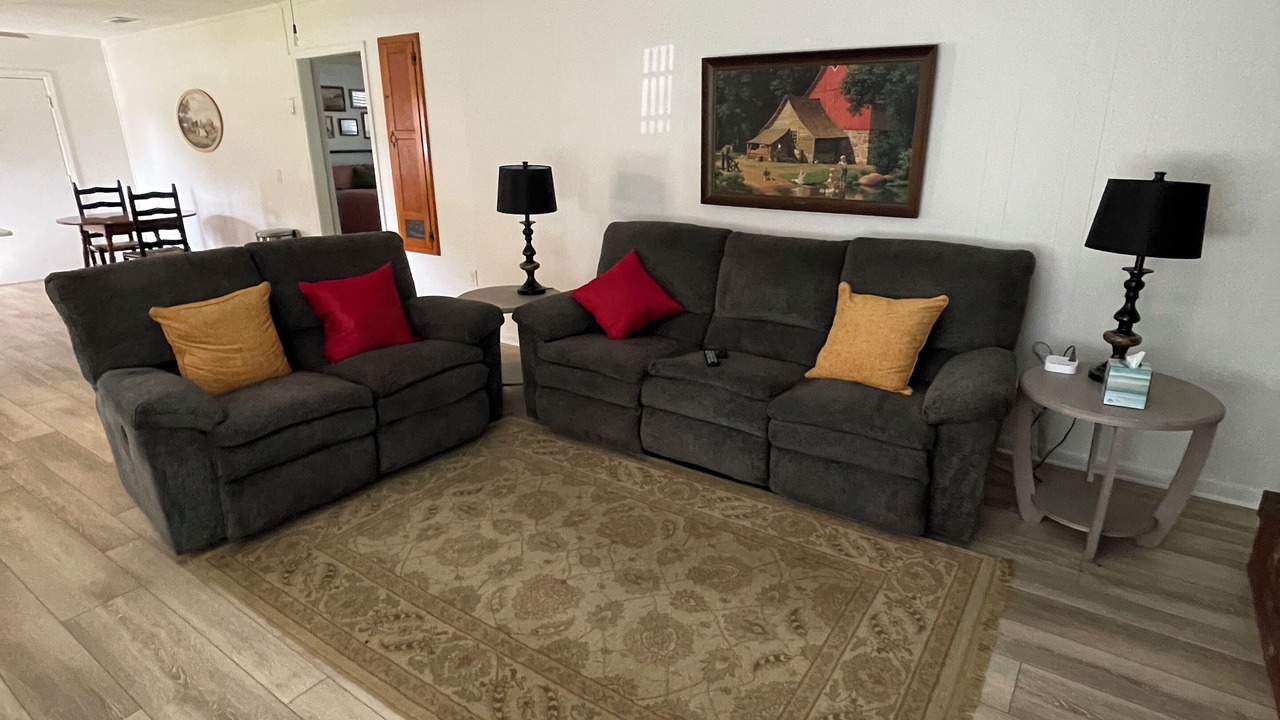 Photo of Livingroom in Coffee County
