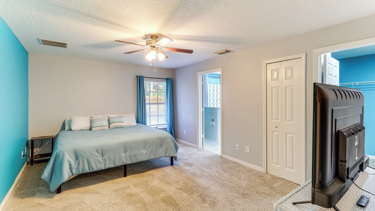 Photo of Bathroom in Vero Lake Estates
