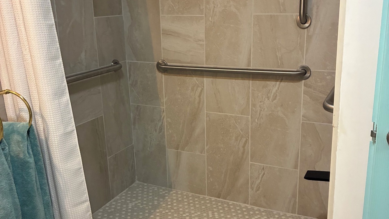 Photo of Bathroom in Beaufort