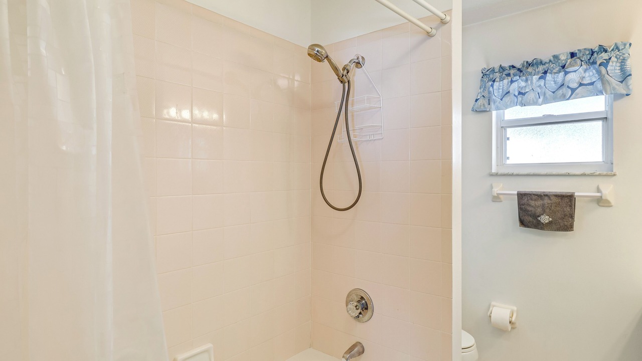 Photo of Bathroom in Sebastian Highlands