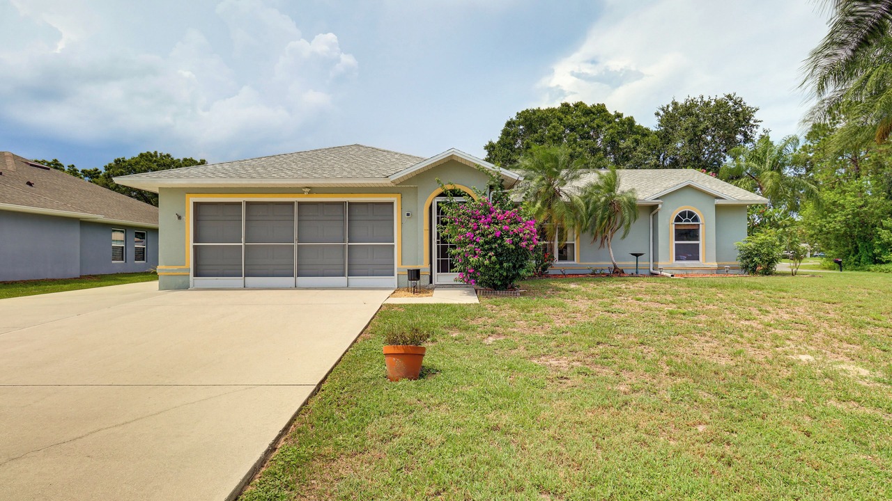 Photo of Outdoor in Sebastian Highlands