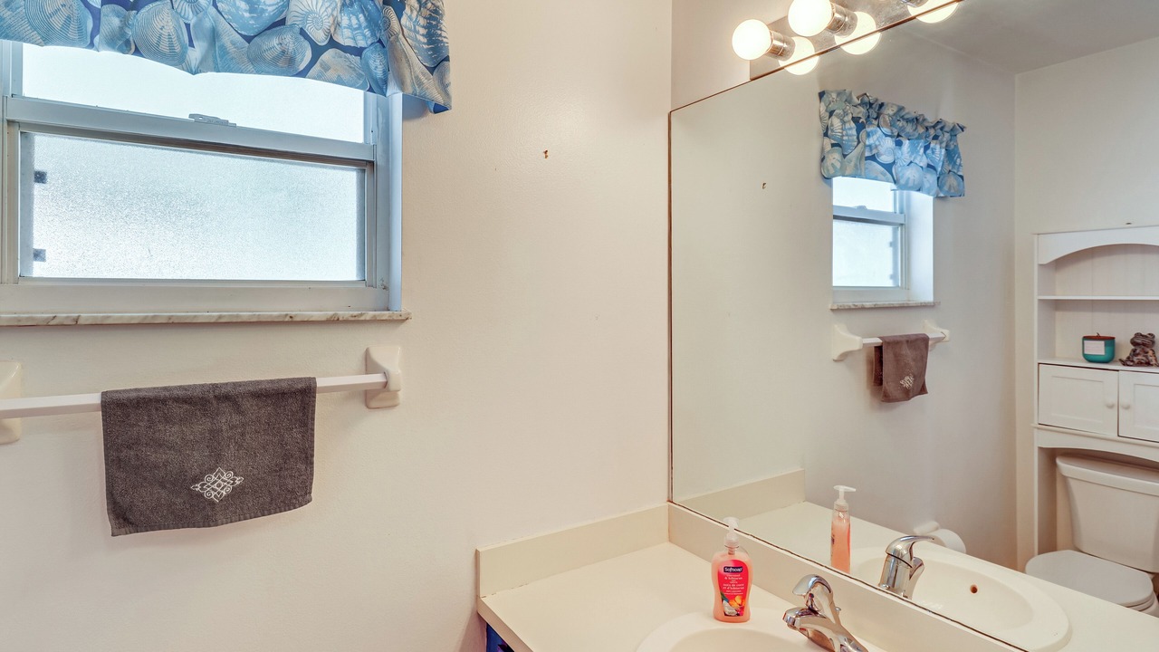 Photo of Bathroom in Sebastian Highlands
