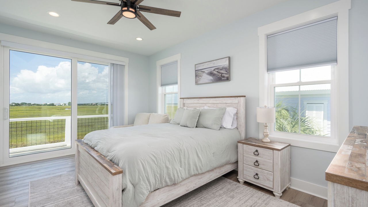 Photo of Bedroom in Beachwalk