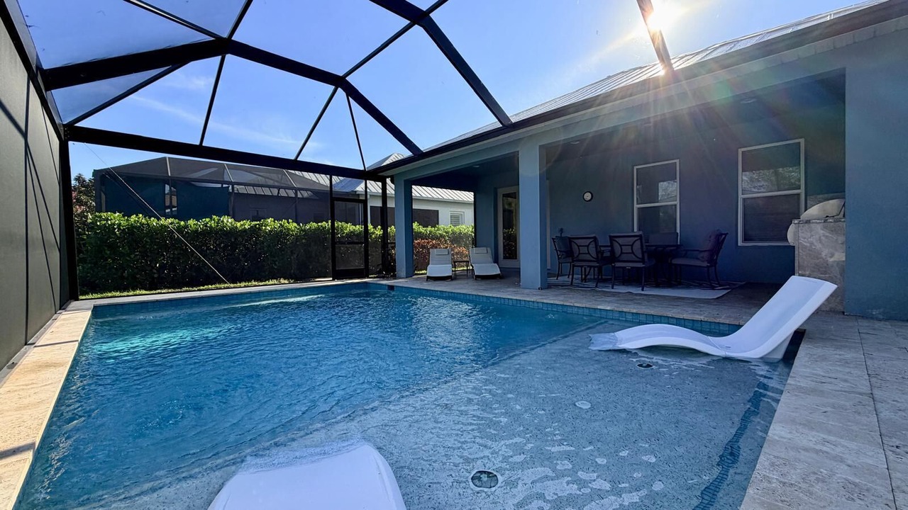 Photo of Outdoor in Naples
