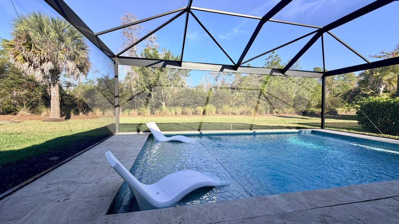 Photo of Outdoor in Naples