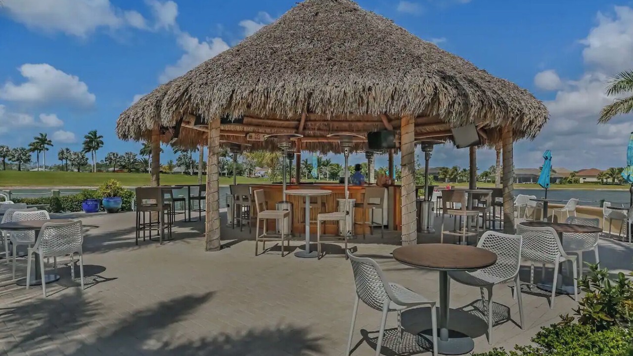 Photo of Outdoor in Naples